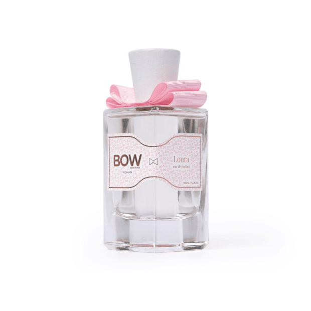 Bow New York Woman Loura